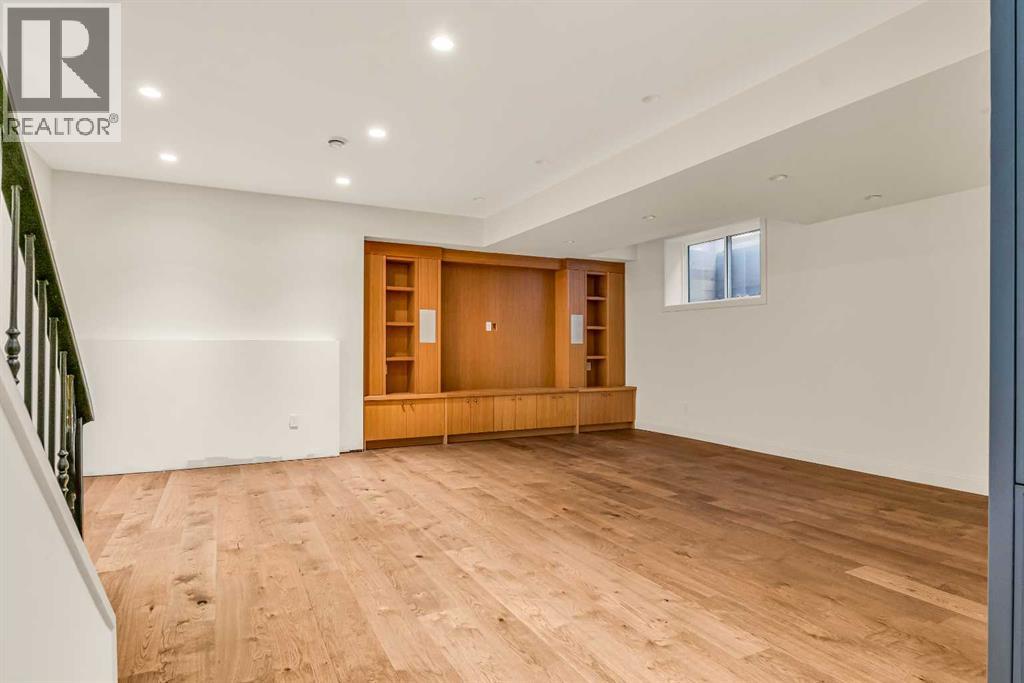 Single Family House for Sale in   Avenue SE Inglewood Calgary 