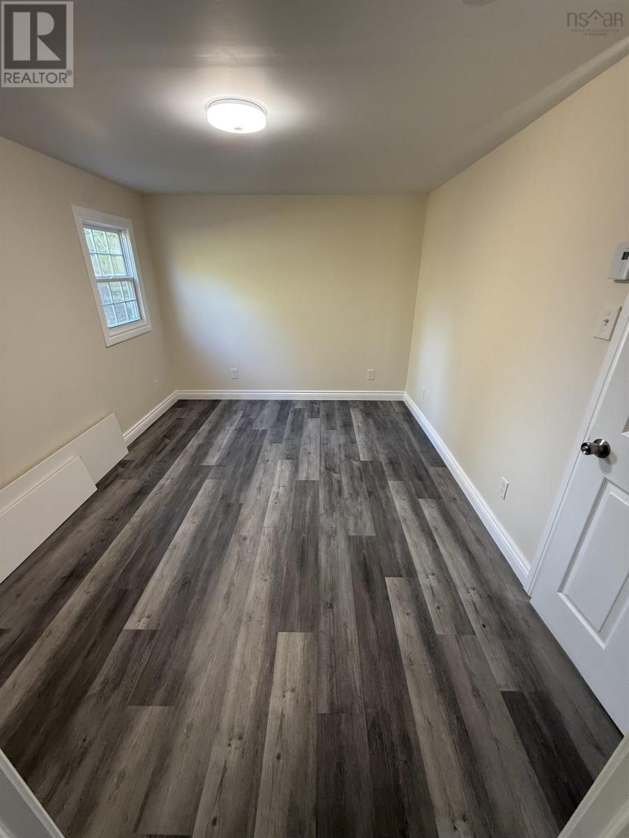 Property 10 of 49 of 1600 Lingan Road