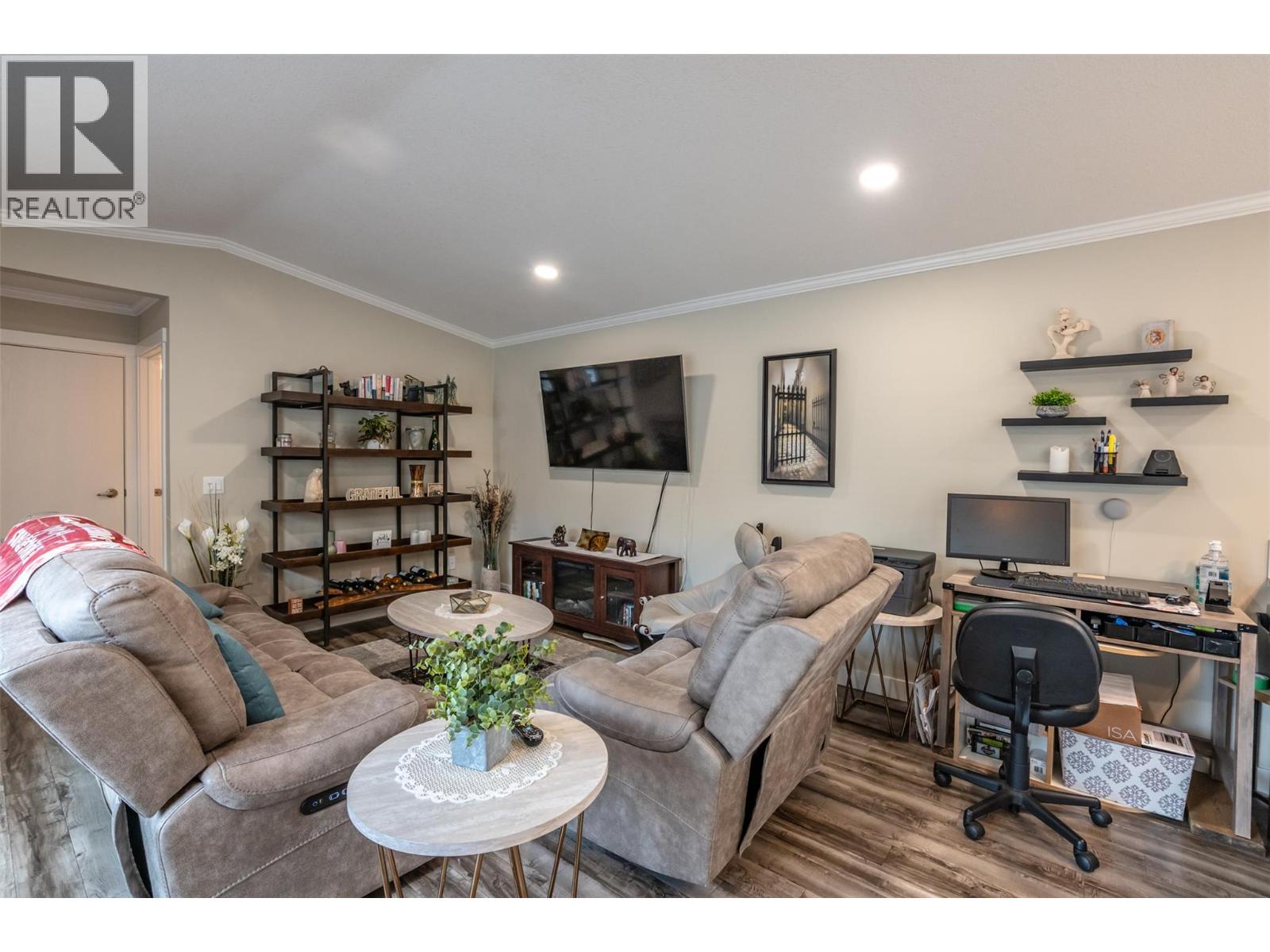8598 Hwy 97 Unit# 102, Oliver