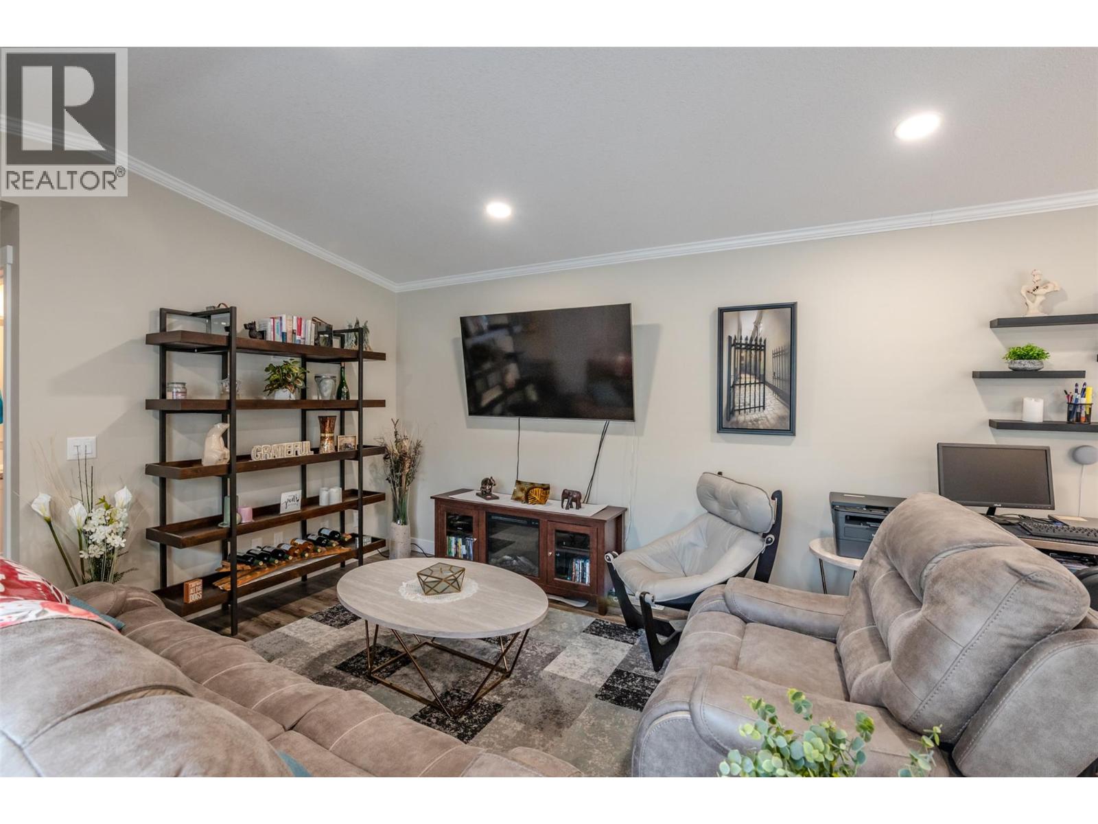 8598 Hwy 97 Unit# 102, Oliver