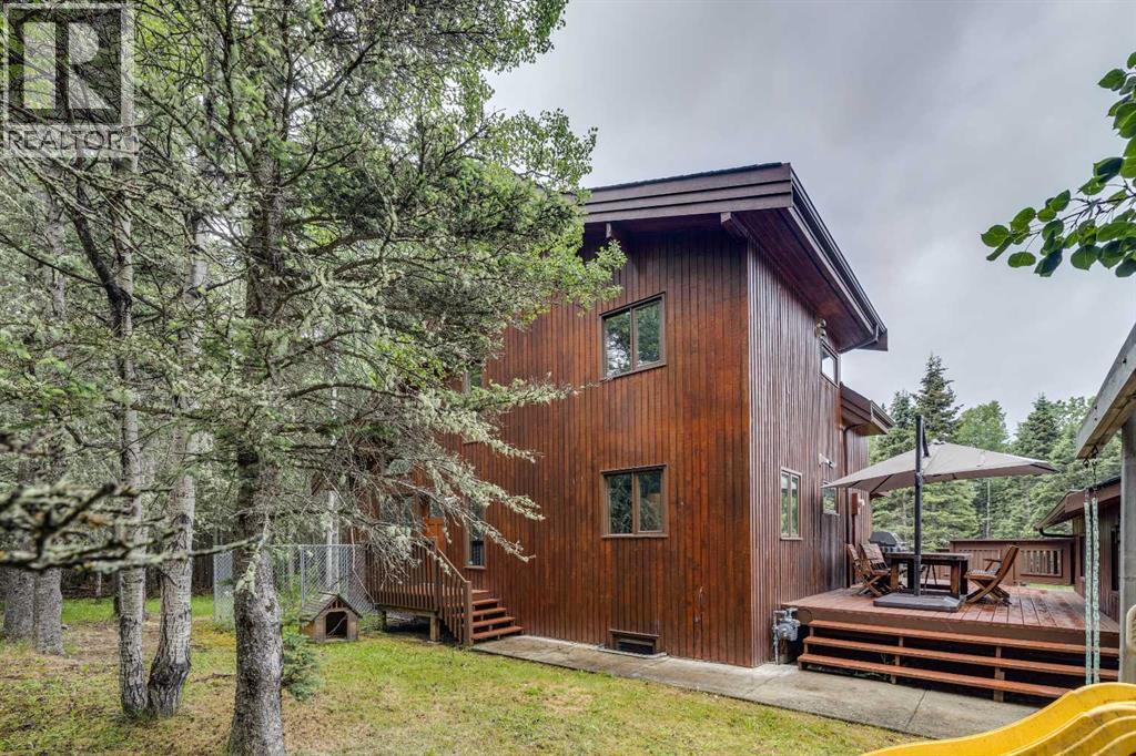 106 Mountain Lion Drive, Bragg Creek