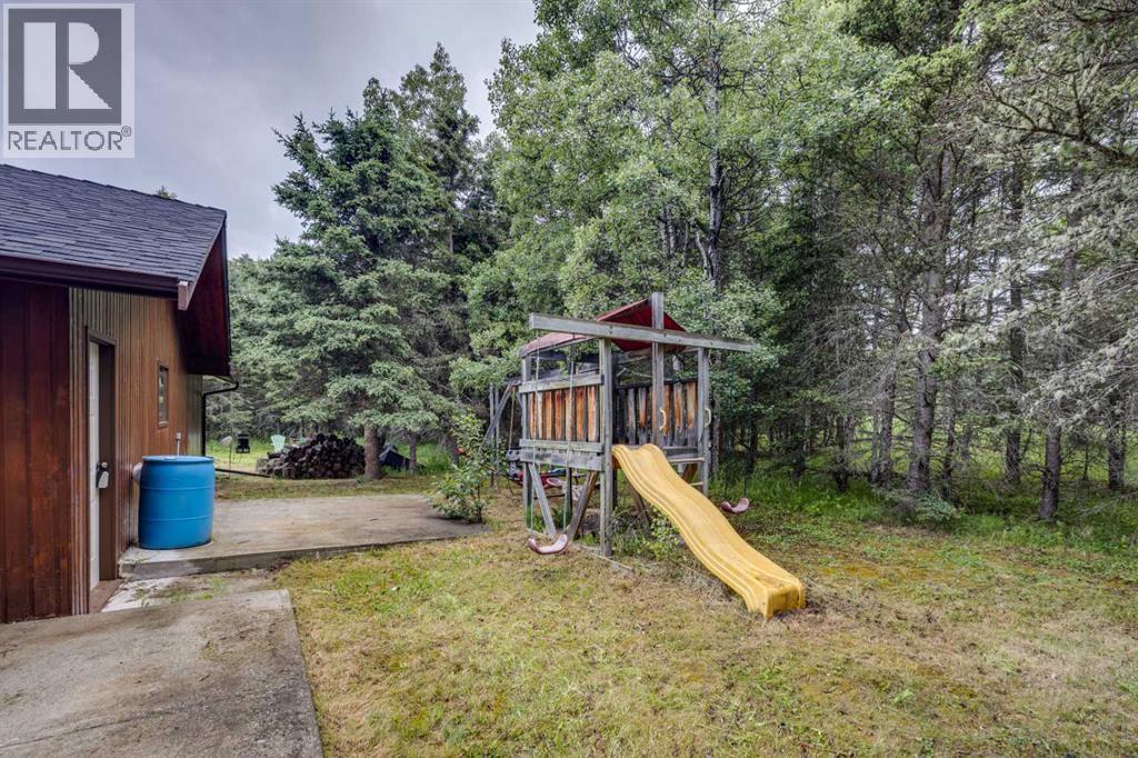 106 Mountain Lion Drive, Bragg Creek