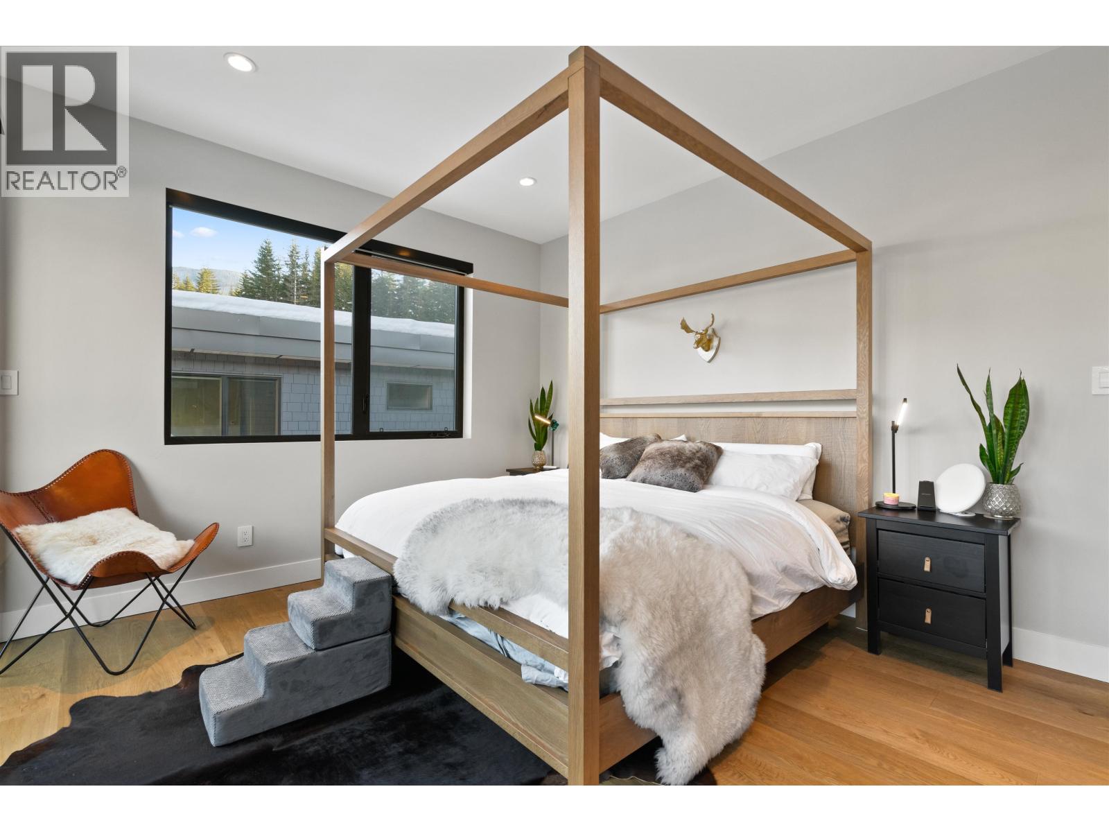 22 1350 CLOUDBURST DRIVE, Whistler