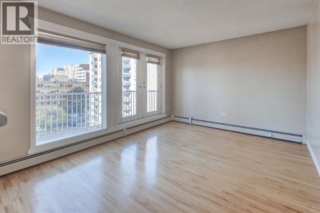 Single Family House for Sale in    Street SW Beltline Calgary 