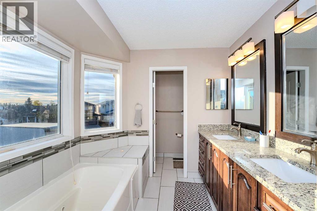 Single Family House for Sale in  Del Ray Crescent NE Monterey Park Calgary 