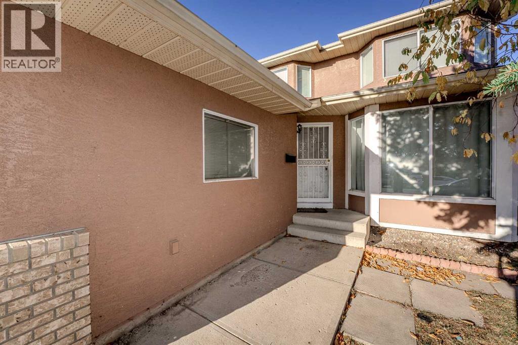 Single Family House for Sale in  Del Ray Crescent NE Monterey Park Calgary 
