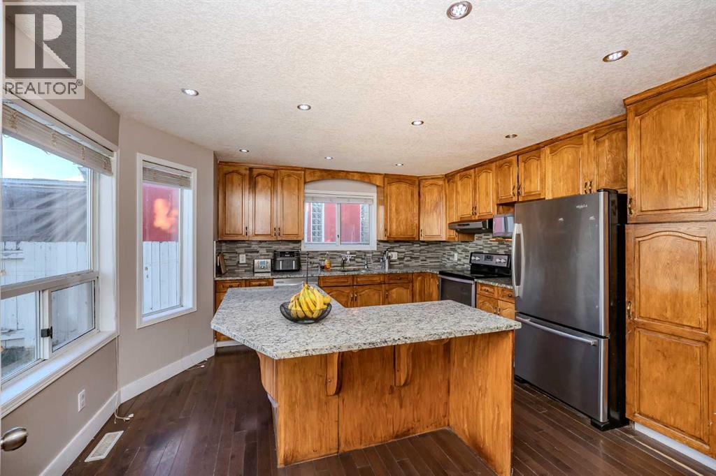 Single Family House for Sale in  Del Ray Crescent NE Monterey Park Calgary 