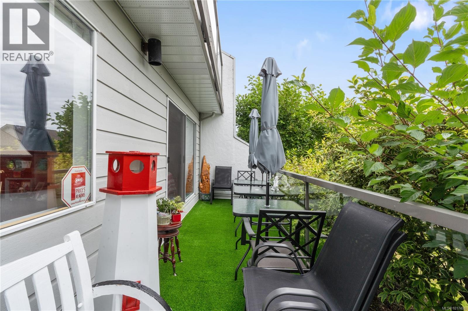 118 10459 Resthaven Drive, Sidney