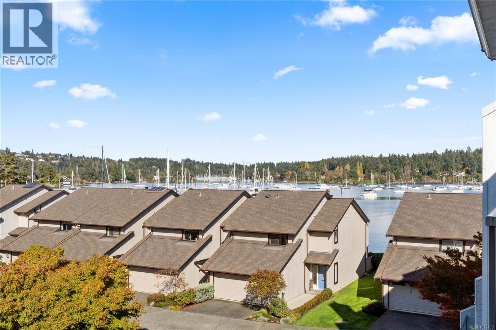 118 10459 Resthaven Drive, Sidney