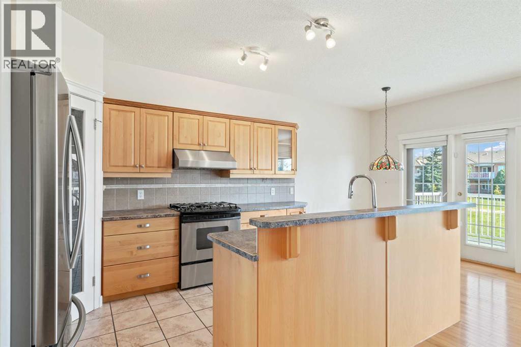 Single Family House Bungalow for Sale in  Shannon Estates Terrace SW Shawnessy Calgary 