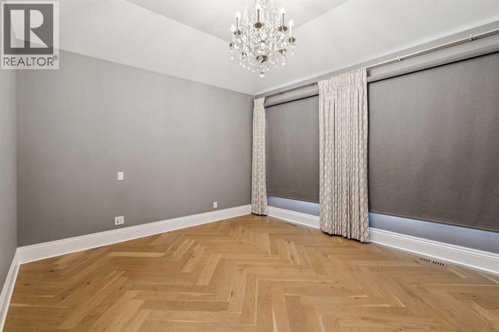 Single Family House for Sale in  Baldwin Crescent SW Bel-Aire Calgary 