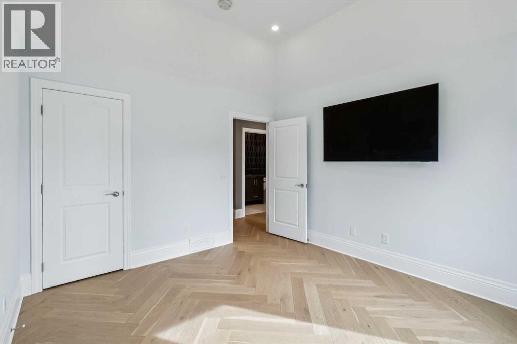 Single Family House for Sale in  Baldwin Crescent SW Bel-Aire Calgary 