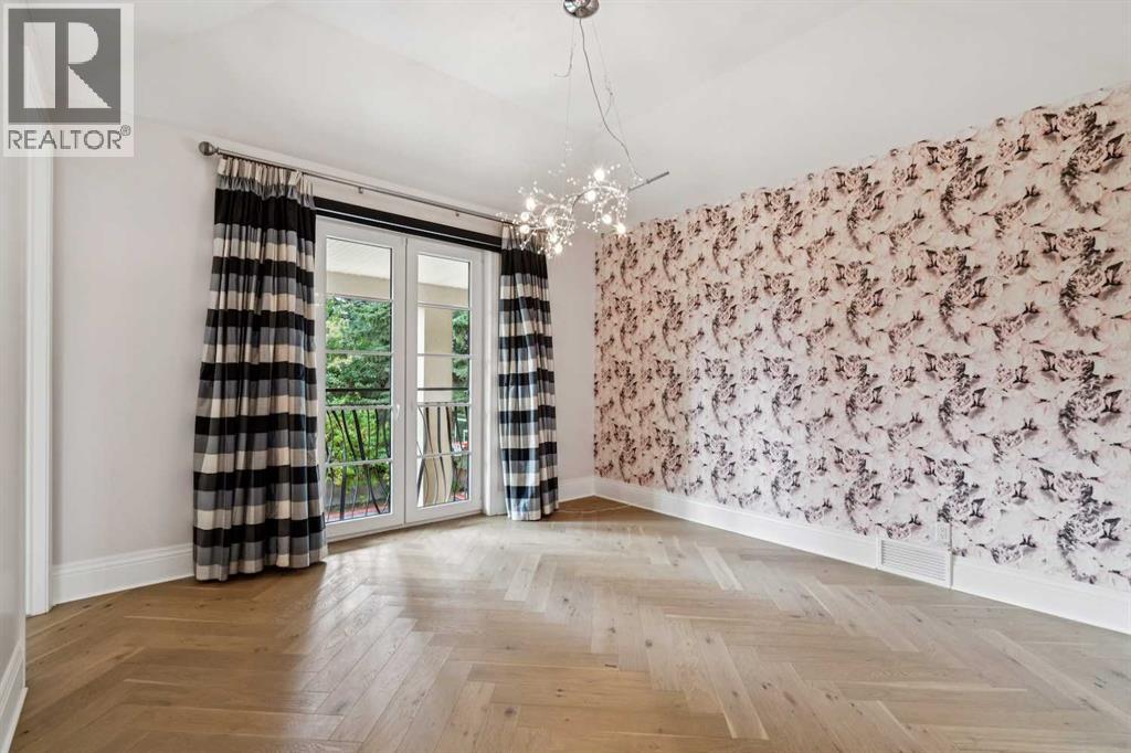 Single Family House for Sale in  Baldwin Crescent SW Bel-Aire Calgary 