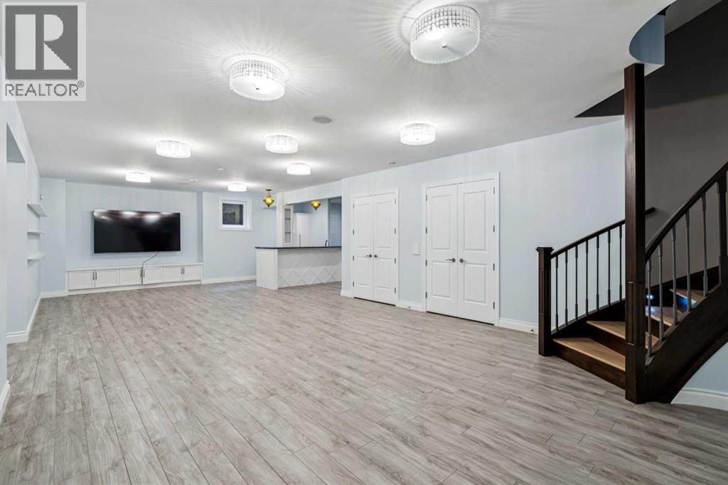 Single Family House for Sale in  Baldwin Crescent SW Bel-Aire Calgary 