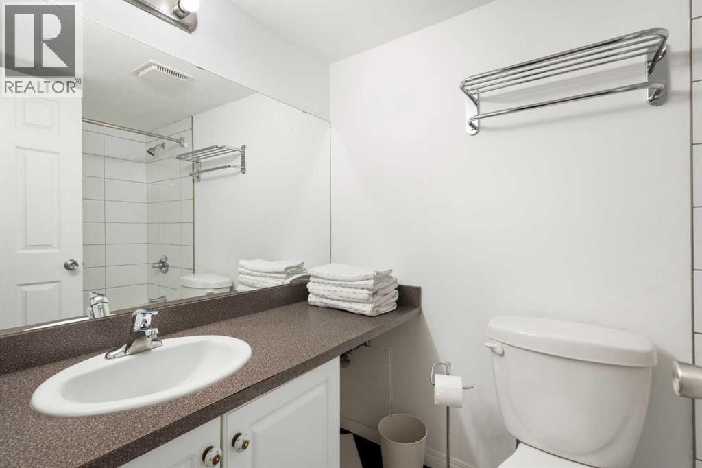 Single Family House for Sale in    Avenue NW Sunnyside Calgary 