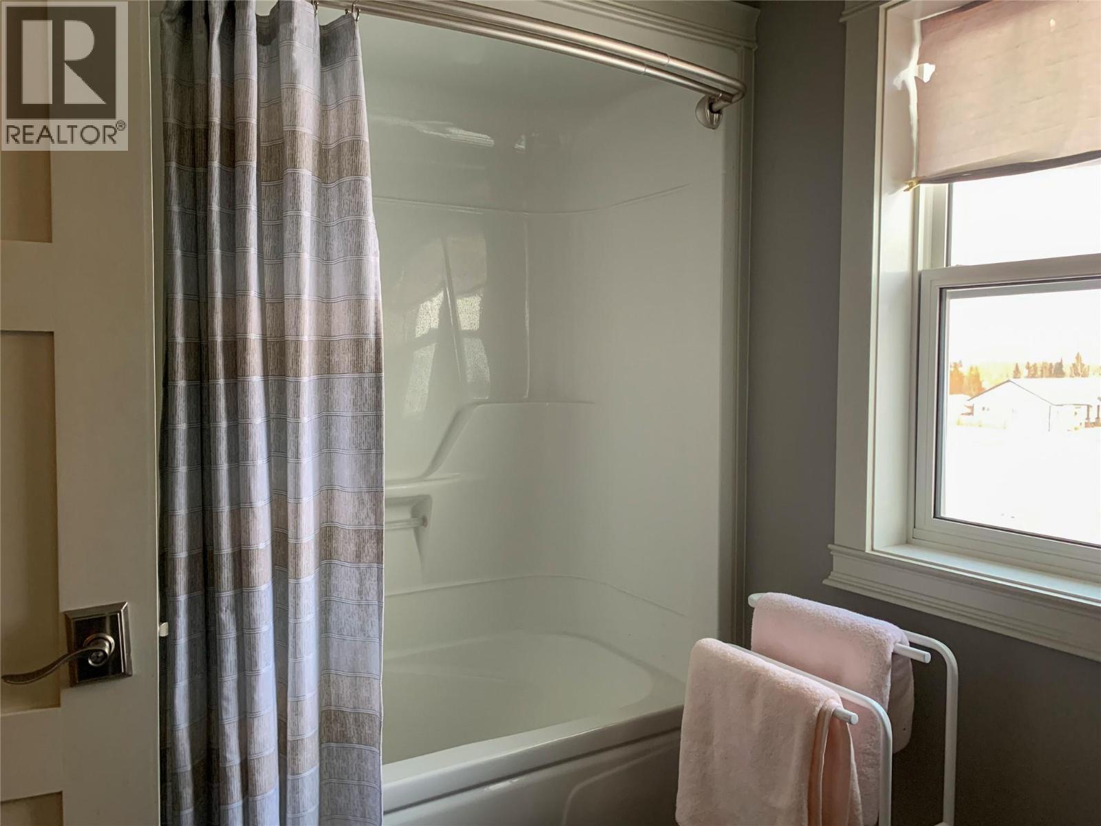 4803 46 Avenue, Pouce Coupe