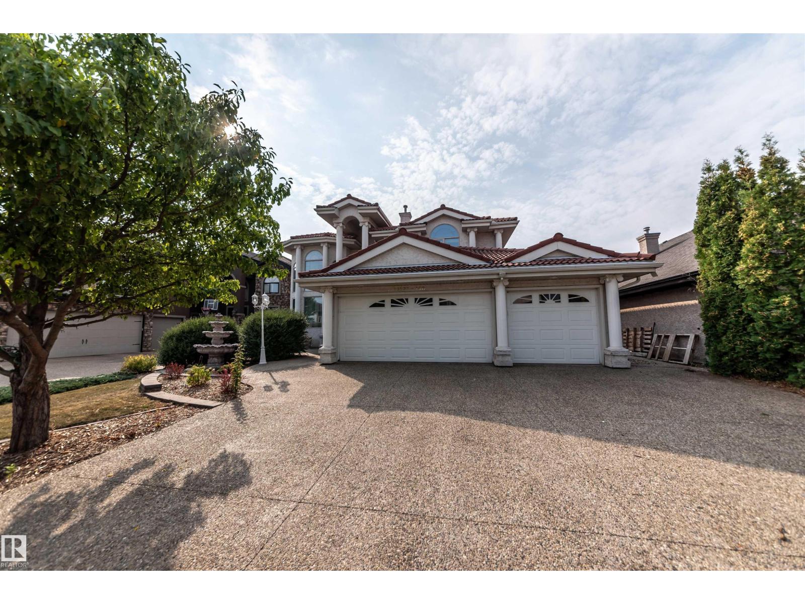 13527 158 AV NW, Edmonton