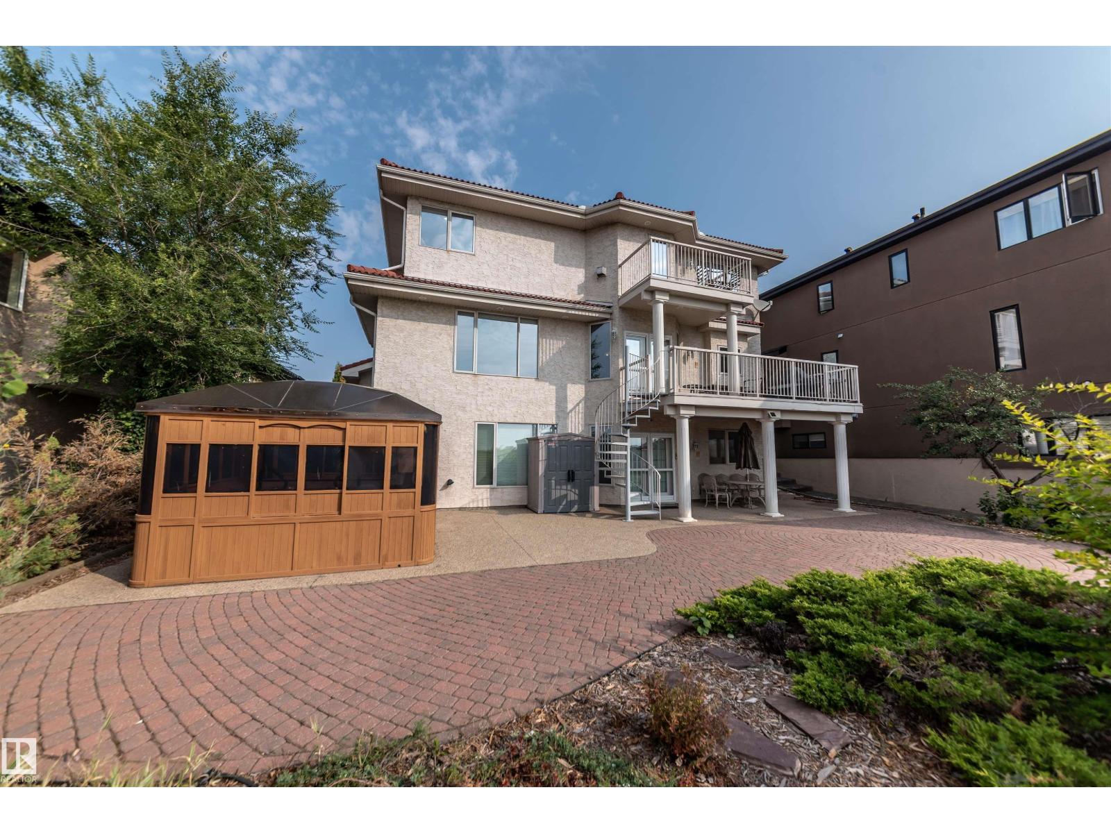 13527 158 AV NW, Edmonton