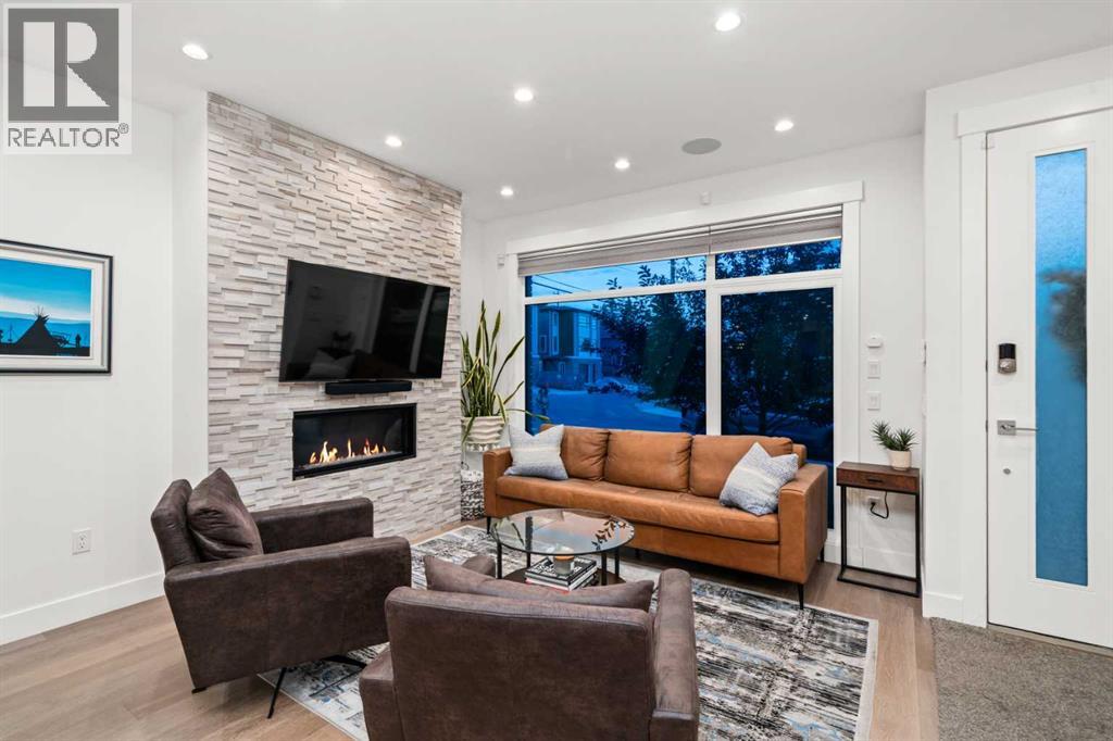 Single Family House for Sale in  A Street SW Richmond Calgary 
