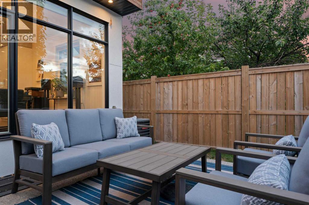 Single Family House for Sale in  A Street SW Richmond Calgary 