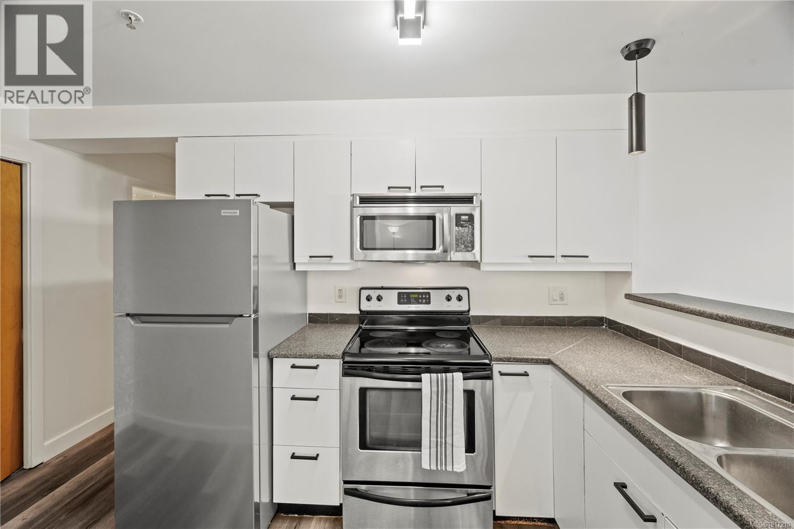 307 356 Gorge Road East, Victoria