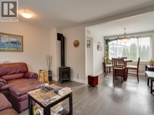 6577 KING AVE, Powell River