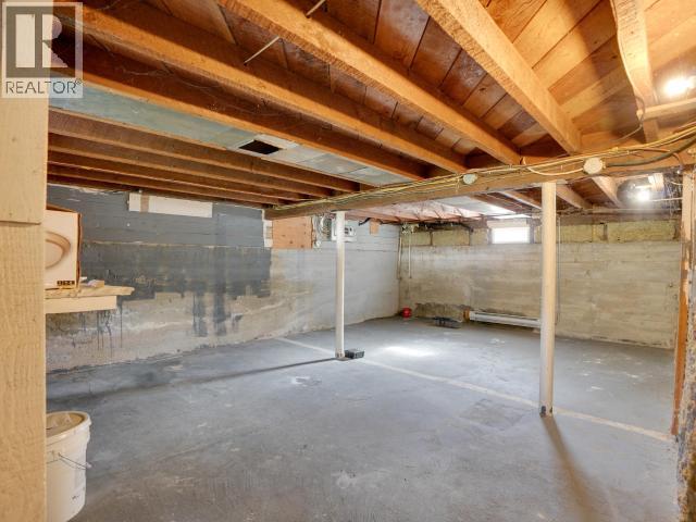 6577 KING AVE, Powell River