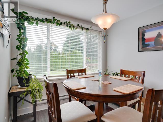 6577 KING AVE, Powell River