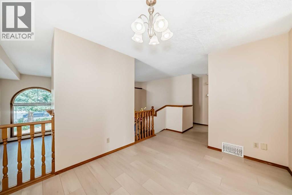 Single Family House Bungalow for Sale in  SHAWINIGAN Drive SW Shawnessy Calgary 