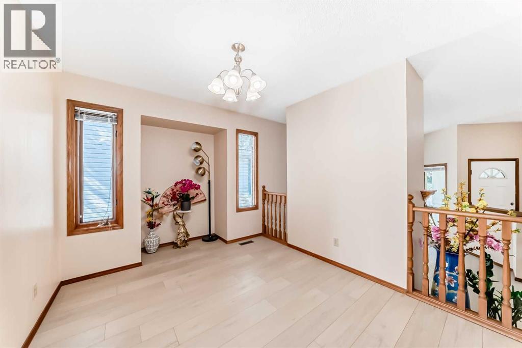 Single Family House Bungalow for Sale in  SHAWINIGAN Drive SW Shawnessy Calgary 