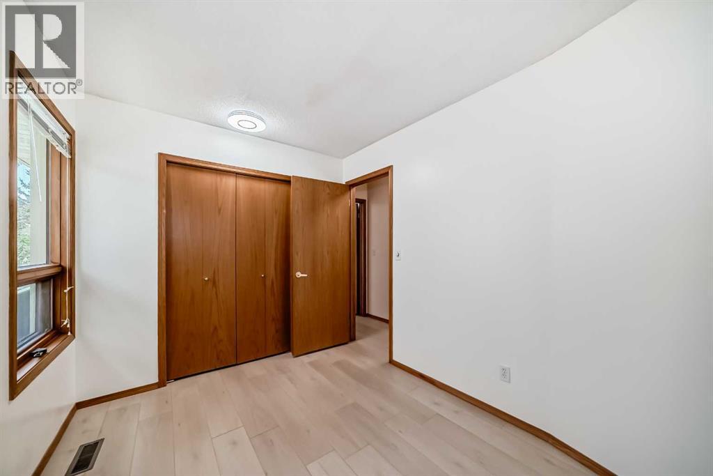 Single Family House Bungalow for Sale in  SHAWINIGAN Drive SW Shawnessy Calgary 