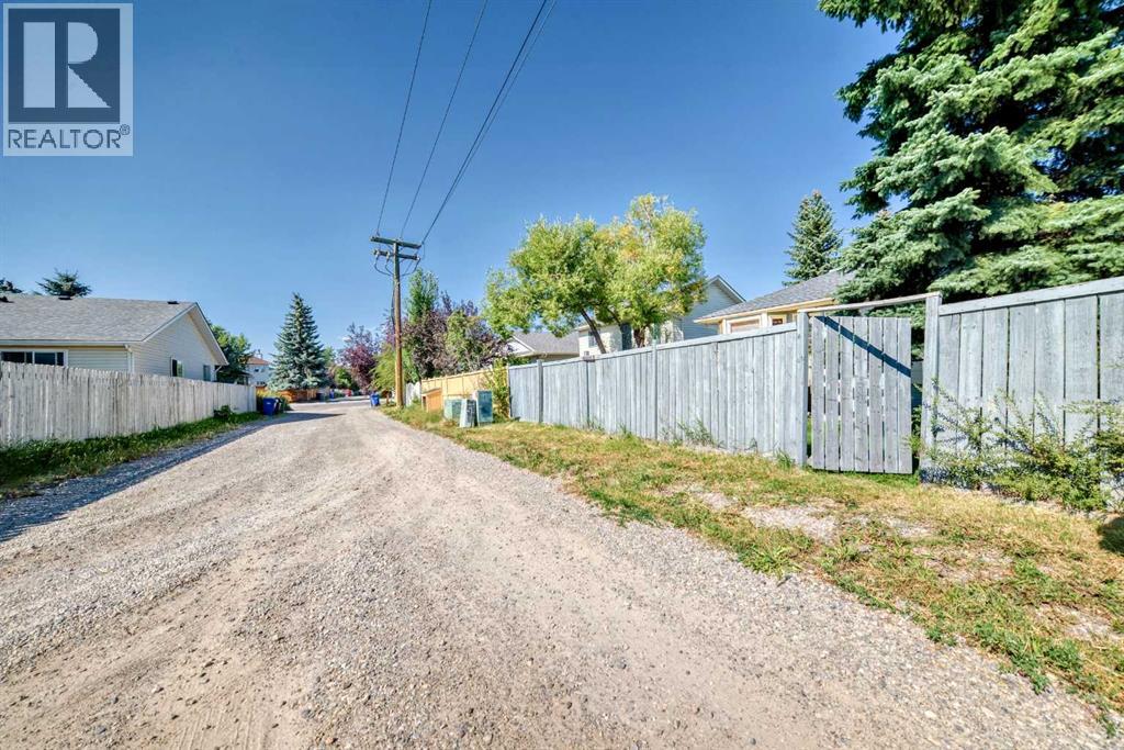Single Family House Bungalow for Sale in  SHAWINIGAN Drive SW Shawnessy Calgary 