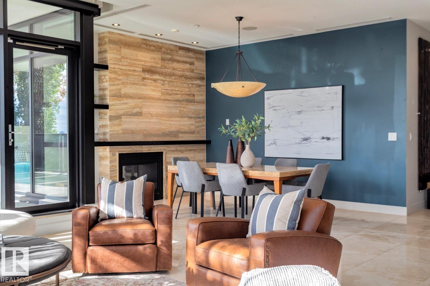 #101 11930 100 AV NW, Edmonton