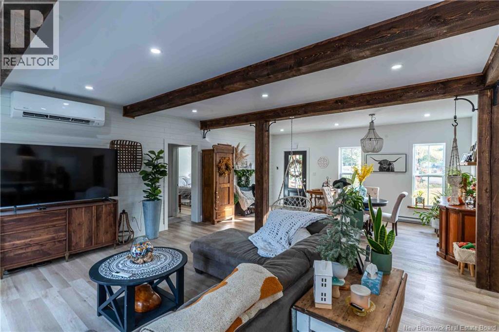 4 RIVERVIEW AVE - 8