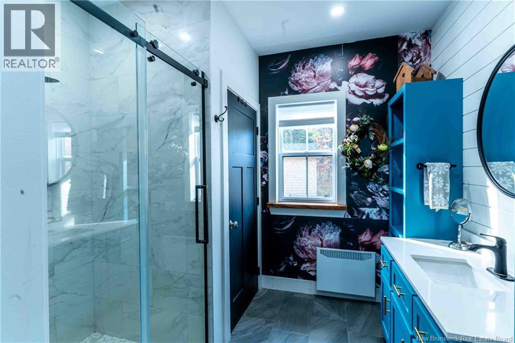 4 RIVERVIEW AVE - 23