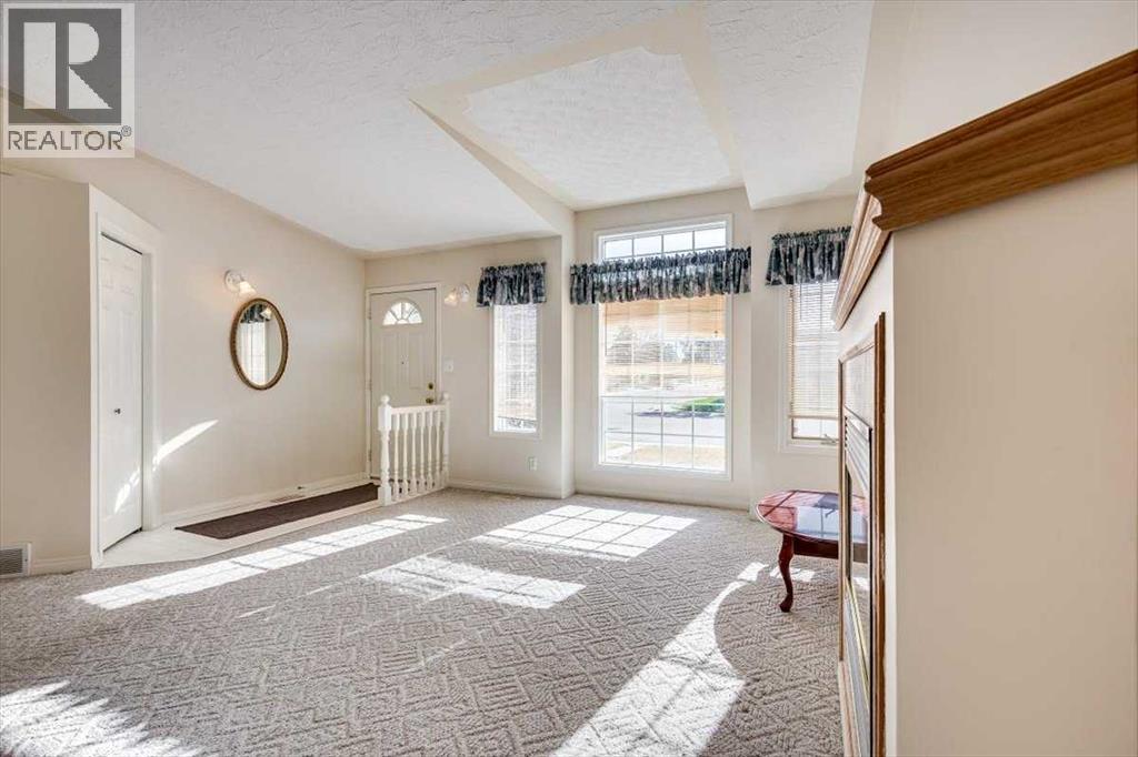 4606 55 Avenue, Lacombe