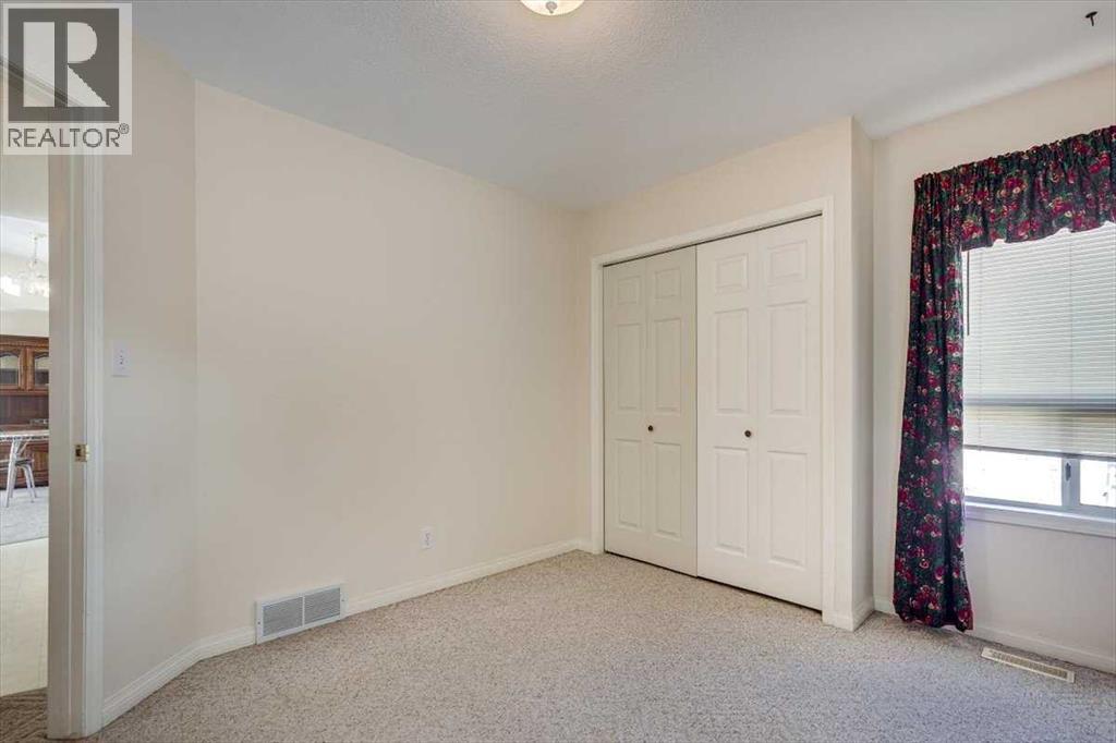 4606 55 Avenue, Lacombe