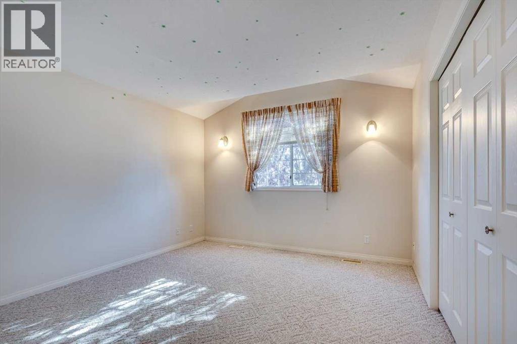 4606 55 Avenue, Lacombe