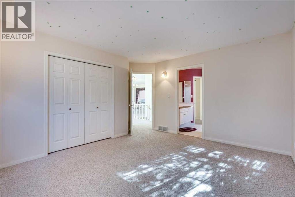 4606 55 Avenue, Lacombe
