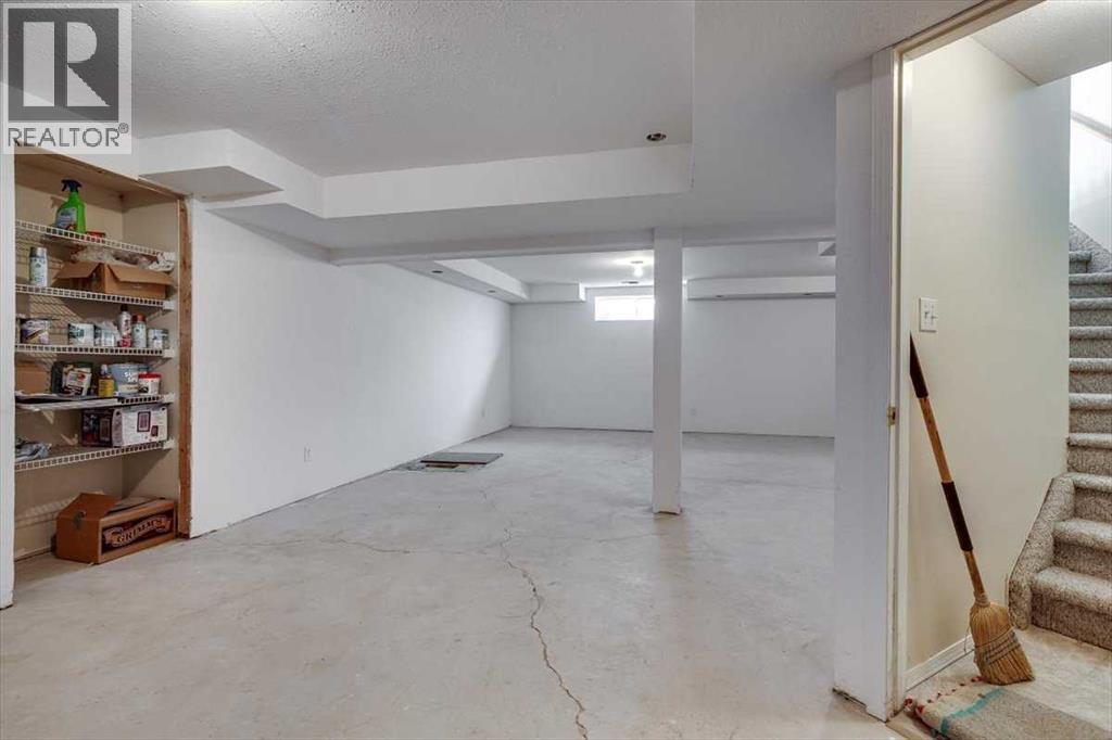 4606 55 Avenue, Lacombe
