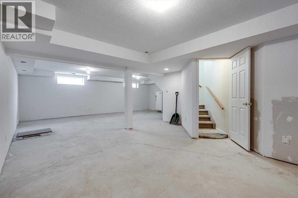4606 55 Avenue, Lacombe
