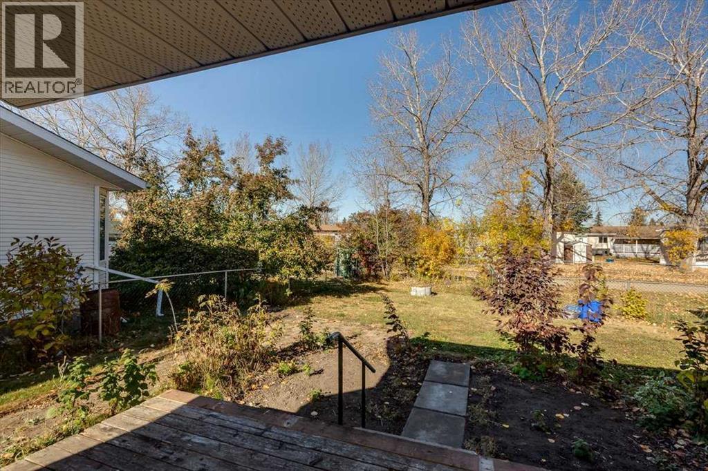 4606 55 Avenue, Lacombe