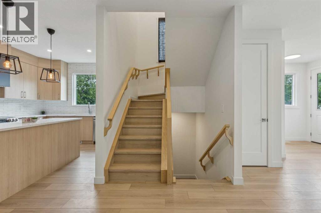 Single Family House for Sale in    Avenue NE Renfrew Calgary 