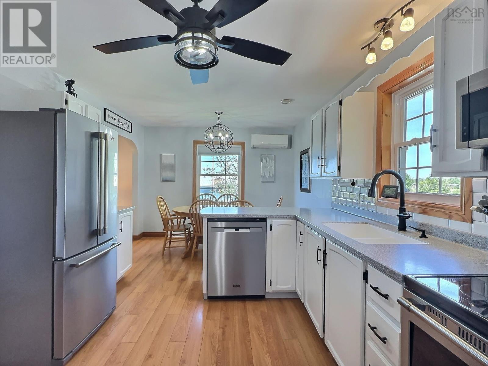 Property 3 of 21 of 12779 2 Highway