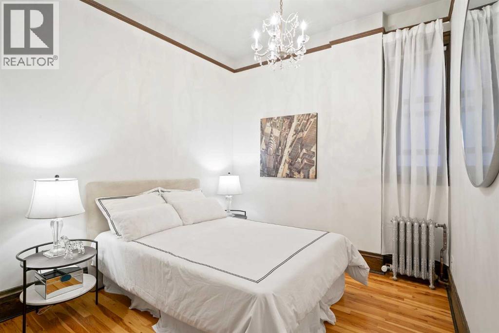 Single Family House for Sale in    Avenue SW Lower Mount Royal Calgary 