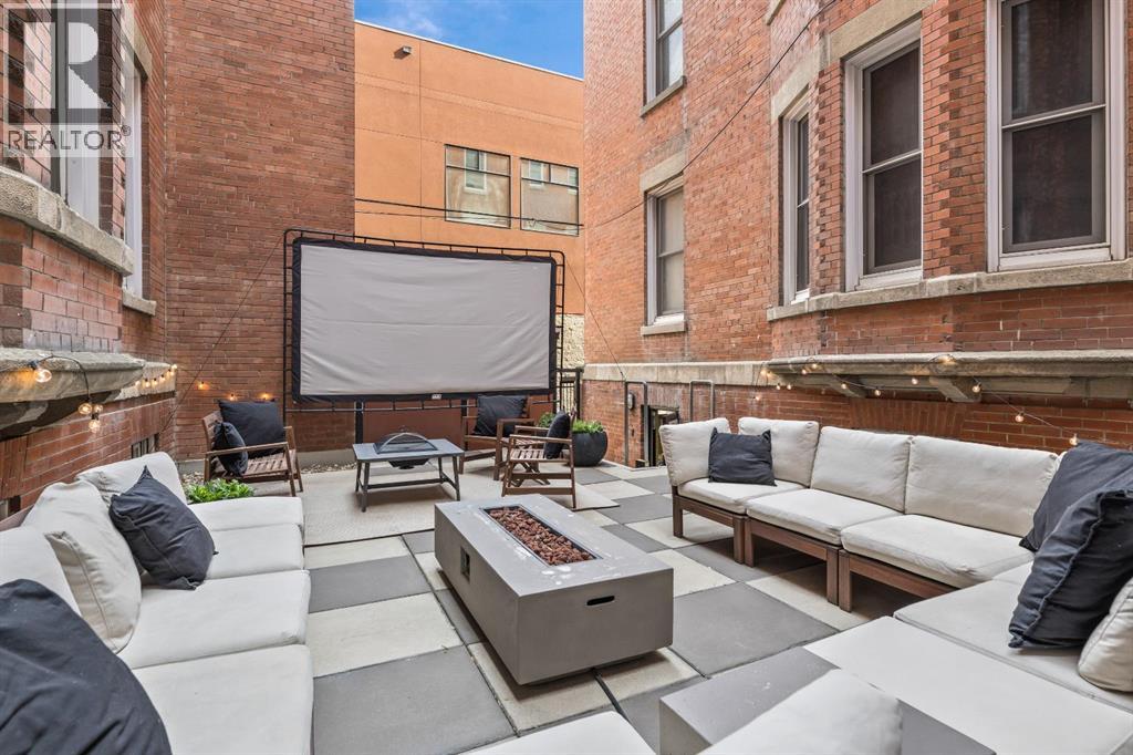 Single Family House for Sale in    Avenue SW Lower Mount Royal Calgary 