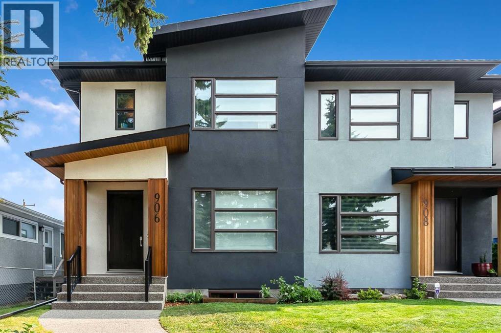 906 43 Street SW, Calgary, Alberta