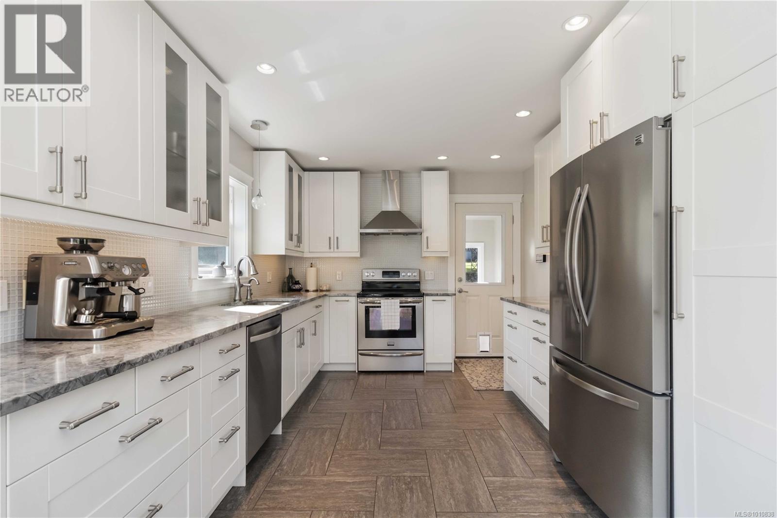  3854 Ascot Drive, Saanich
