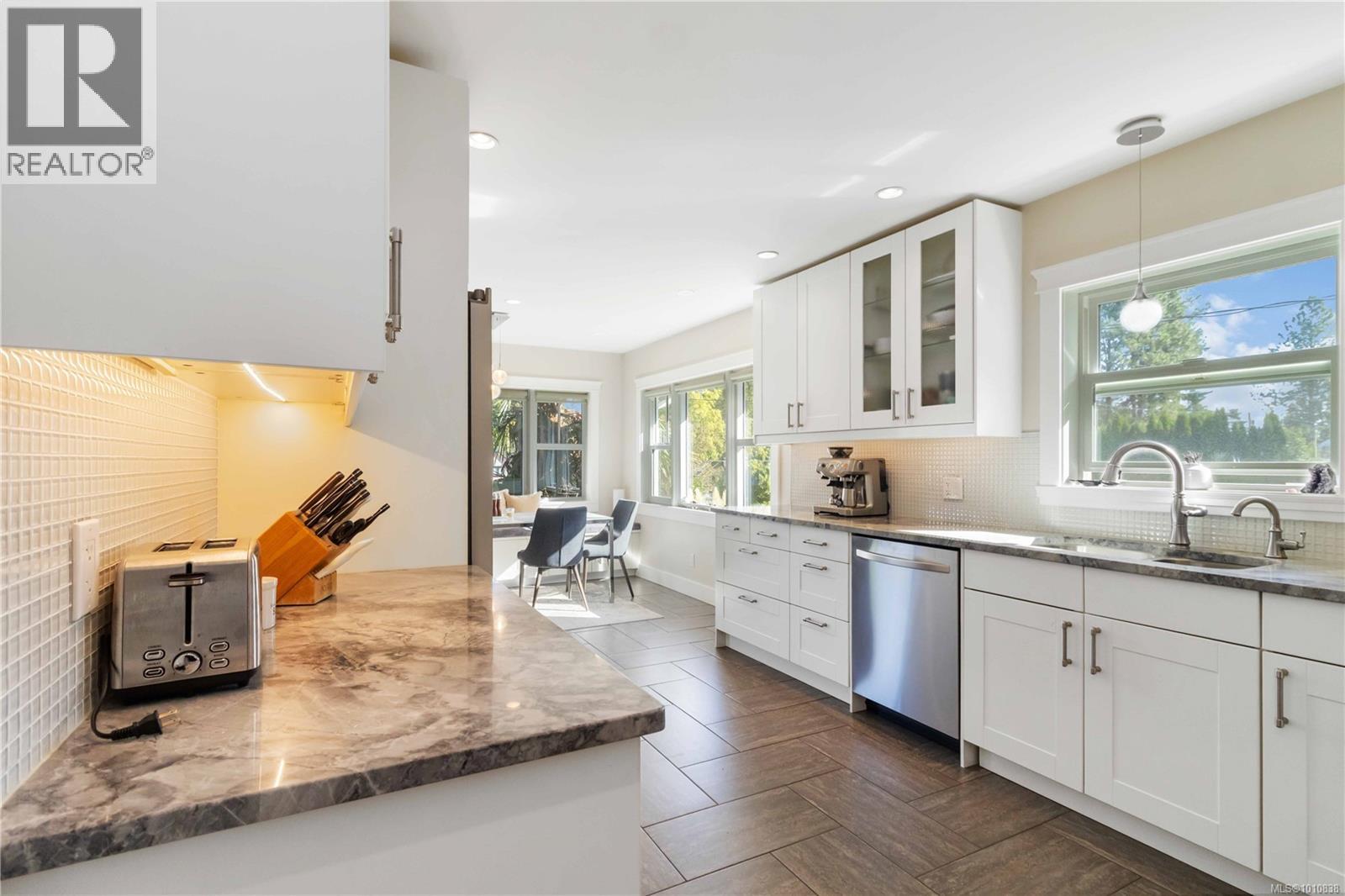  3854 Ascot Drive, Saanich