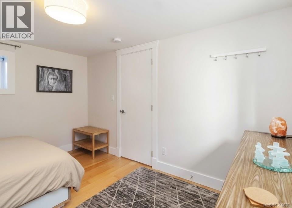  3854 Ascot Drive, Saanich
